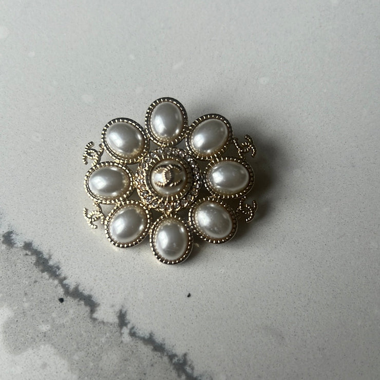 Chanel pearl gold rhinestone brooch