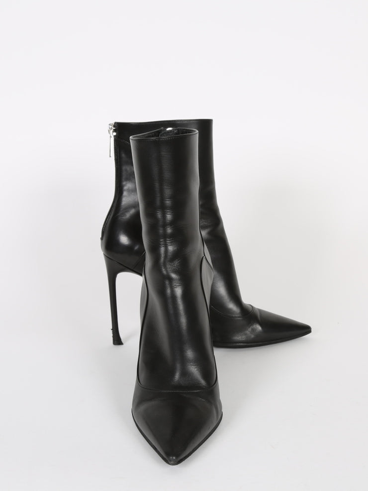 Christian Dior Black leather stiletto heel Ankle Boots, Size 38/8