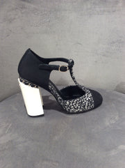 Chanel Black/White Tweed Fabric Chain T-strap Pumps, size 6.5/36.5