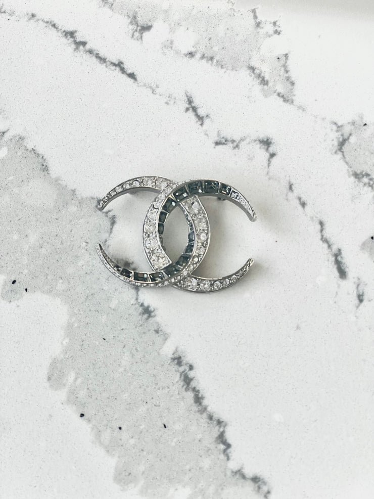 Chanel discount moon brooch
