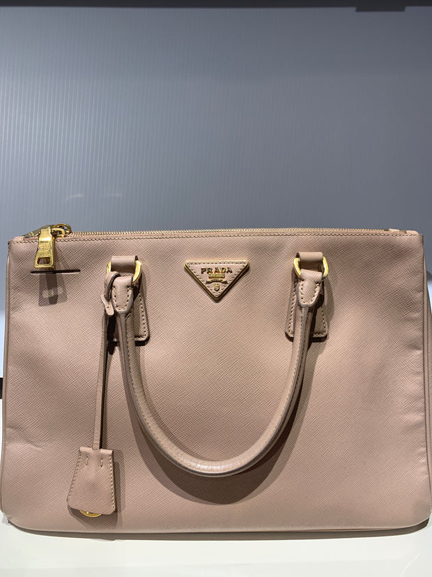 Prada pink leather Safianno bag