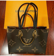 Louis Vuitton OntheGo MM tote new in box
