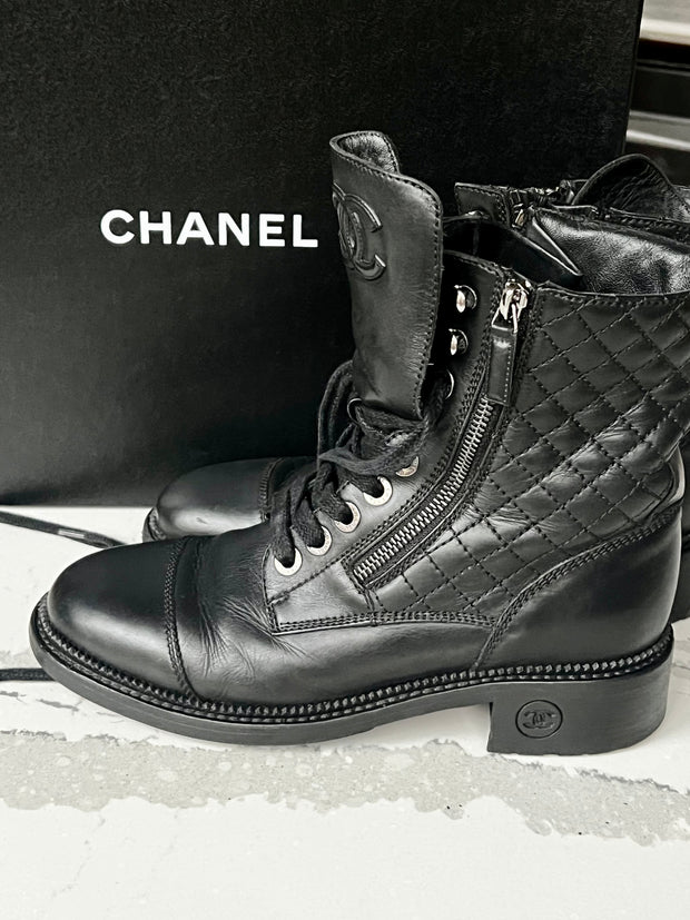 Chanel black quilted leather lace up combat boots 38.5